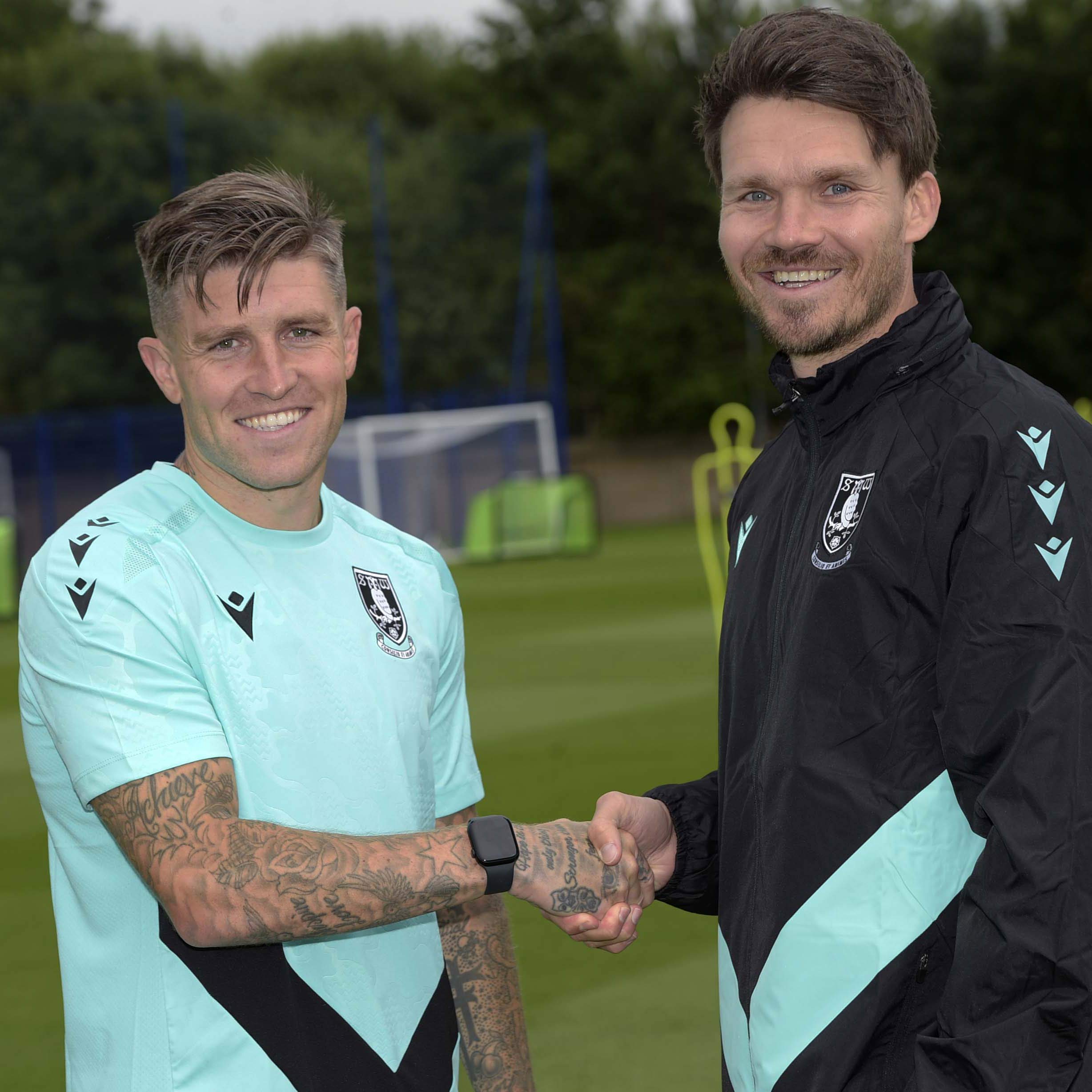 Windass to stay at S6 … ‘retro away kit’ unveiled