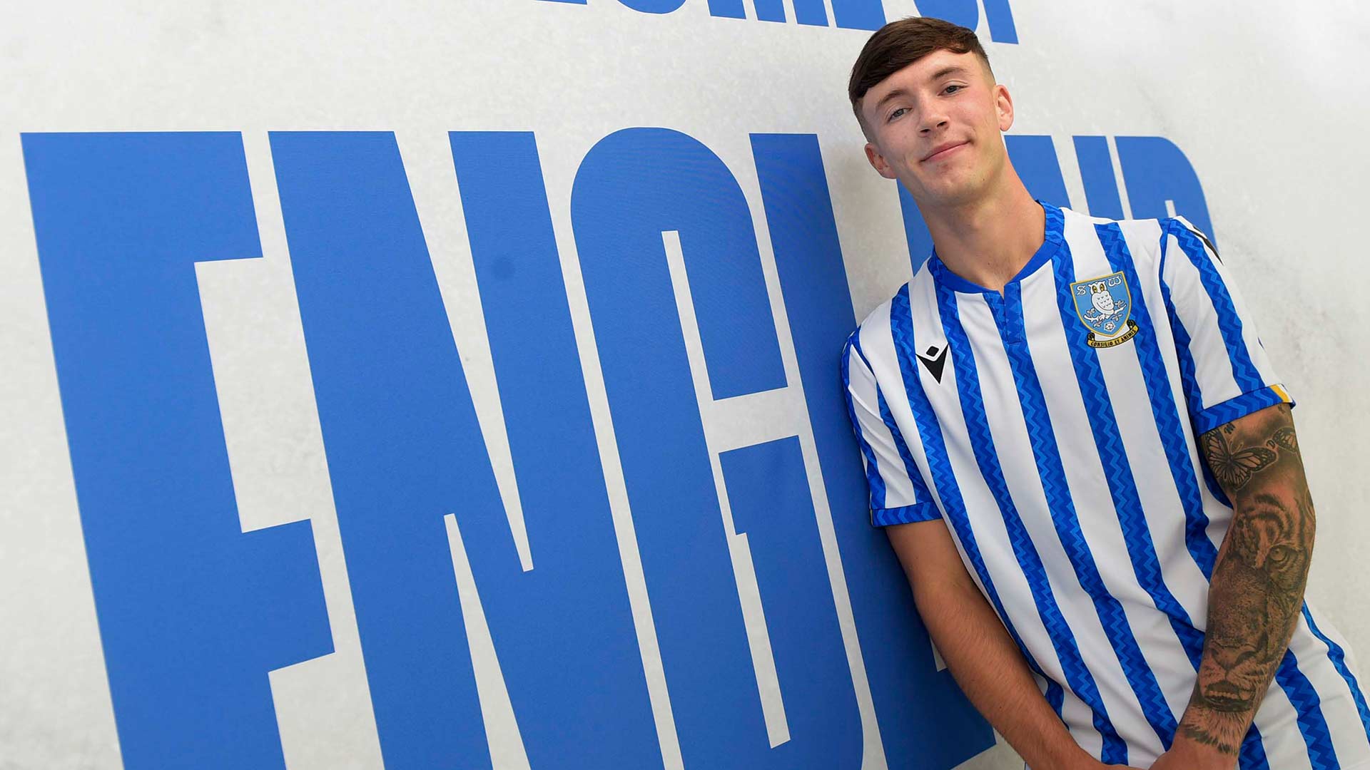 Owls complete signing of young striker McNeill