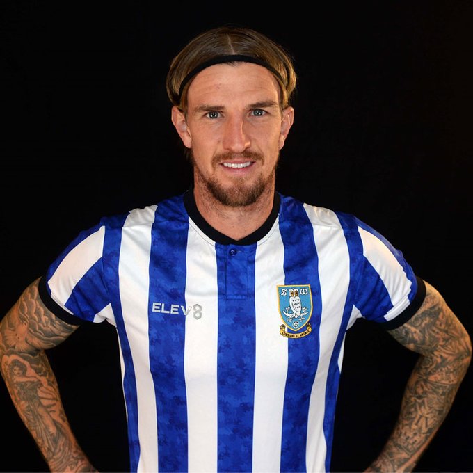 Second deadline day signing