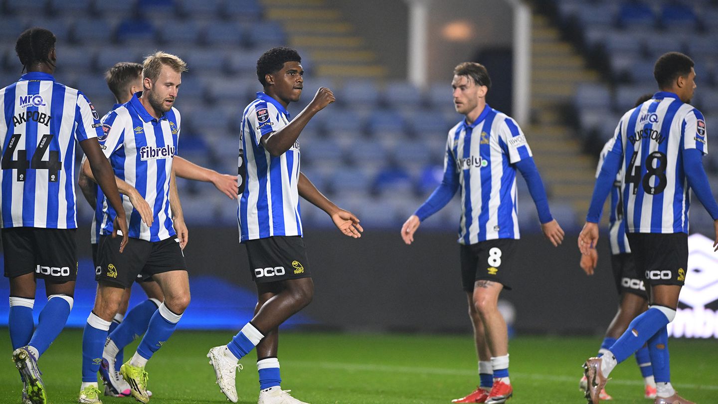 Owls through to knockout stages of EFL Trophy