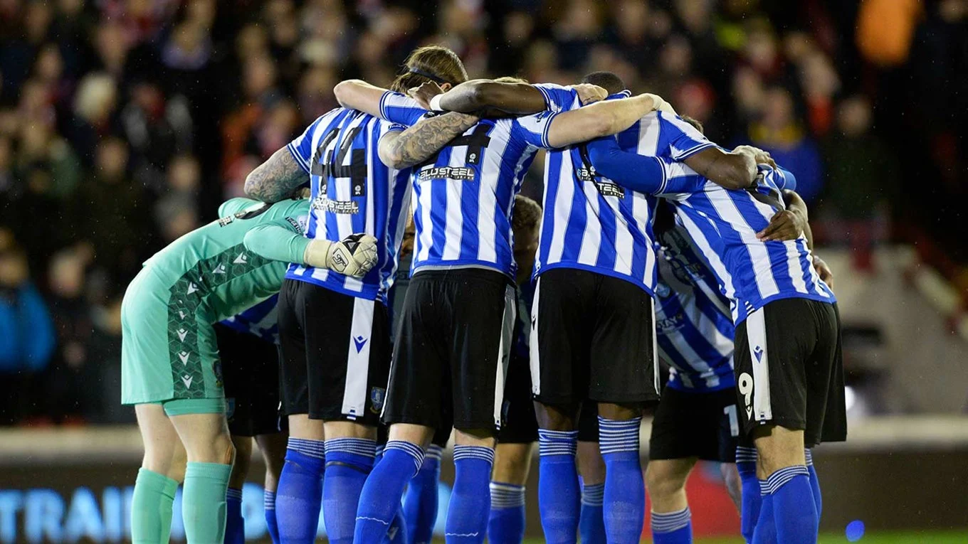 Selection decisions for Moore as Owls search for much-needed win