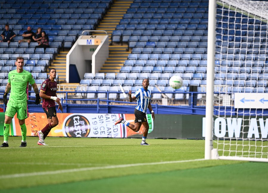 Lowe’s classy winner sends Owls into second round