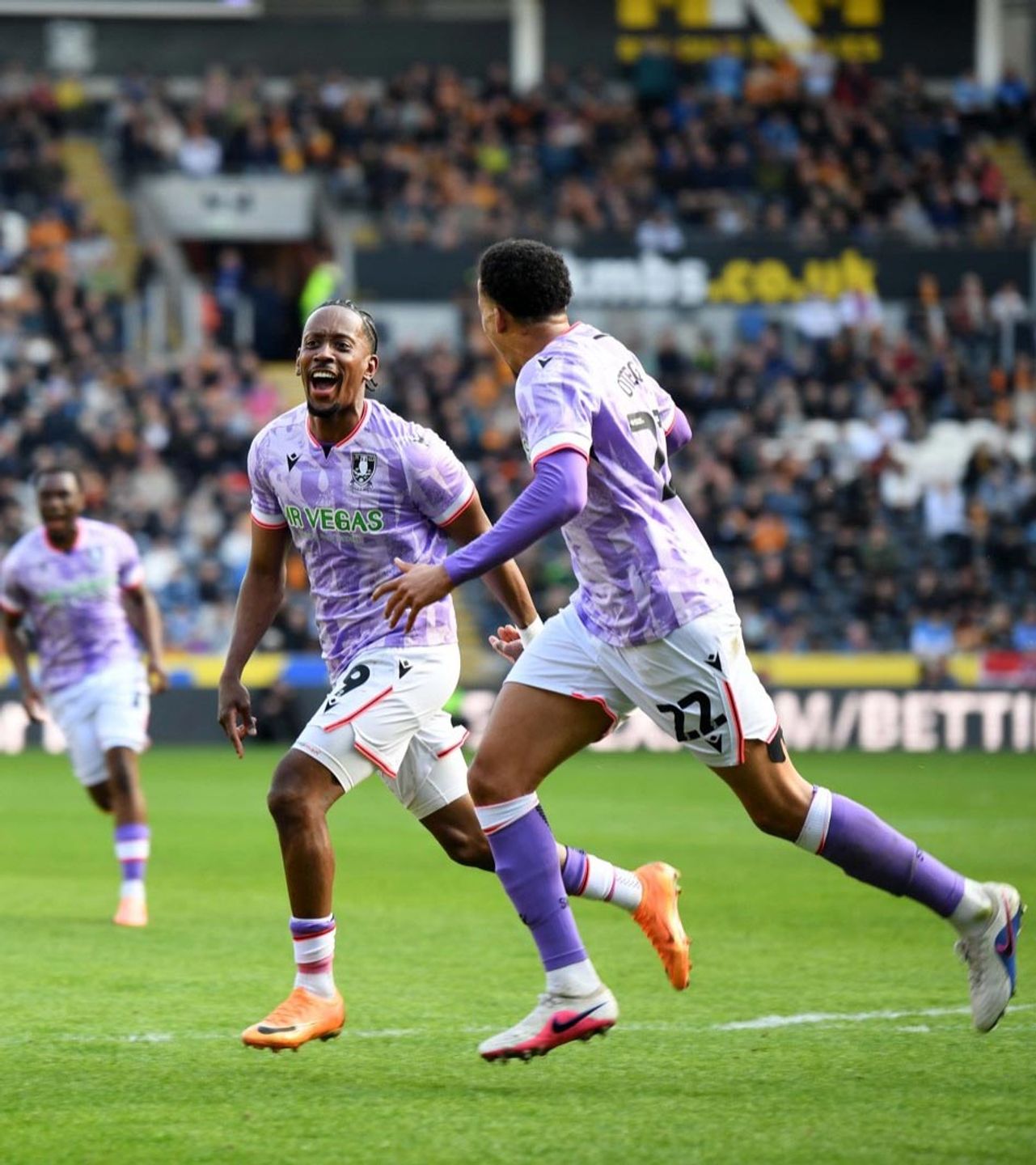 Owls take lead but finish beaten