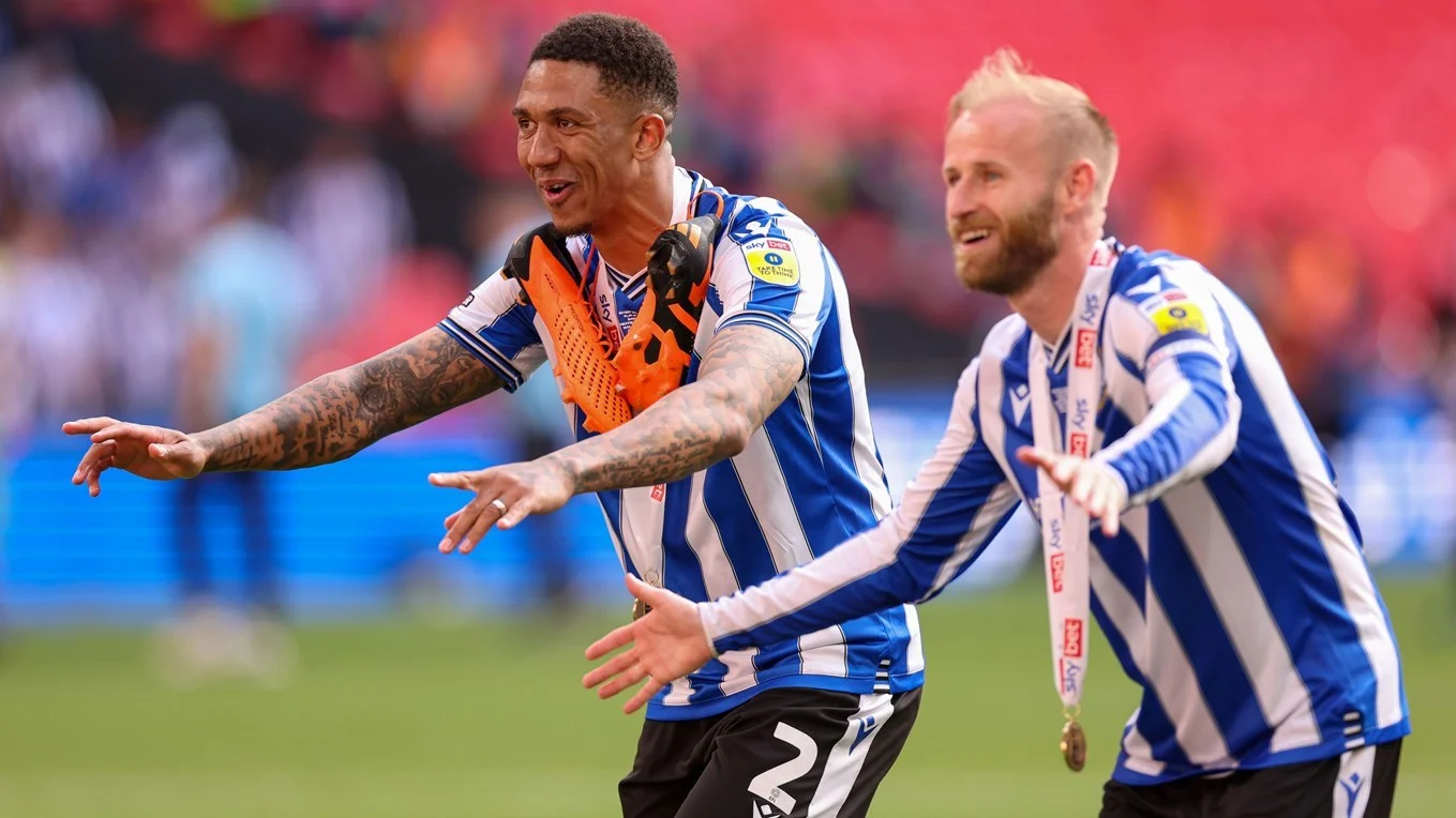 Bannan and Palmer extend S6 contracts