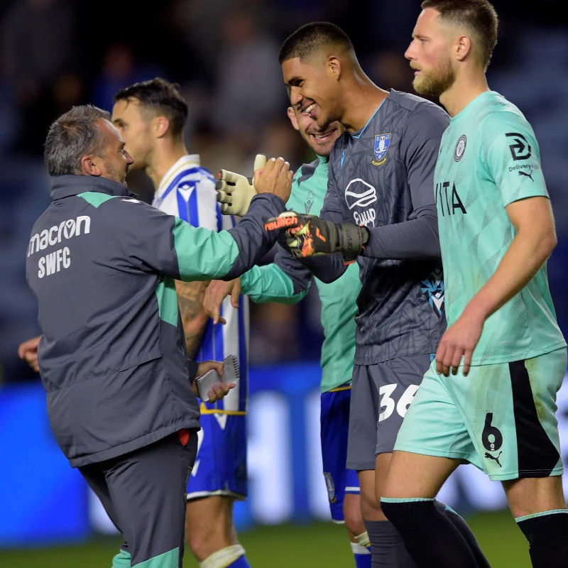Vasquez saves twice in penalty shootout as last-gasp Owls go through