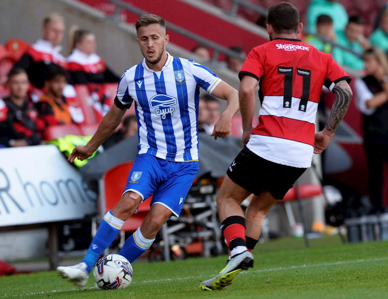 Vaulks to exit Hillsborough for Championship rivals