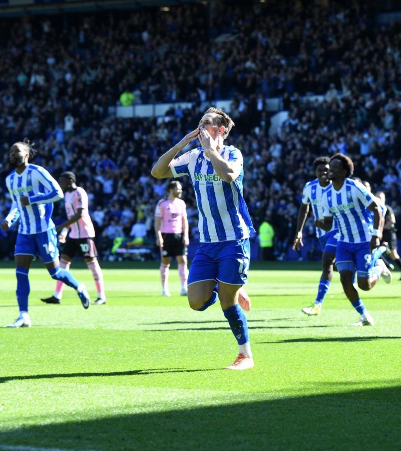 Pedersen’s praise after goalkeeping masterclass from Charles